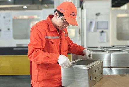 高效交付！龙电电气&mdash;&mdash;福建古雷项目第二批防爆接线盒进入组装阶段