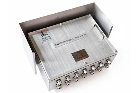 龙电制造|合同25-LD-C-447 一批IP66防护等级的防爆电控箱已顺利完工并交付使用
